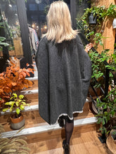 Charger l&#39;image dans la galerie, CHÂLE