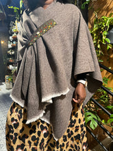 Charger l&#39;image dans la galerie, CHÂLE