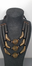 Charger l&#39;image dans la galerie, Collier en BRONZE