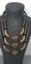 Charger l&#39;image dans la galerie, Collier en BRONZE